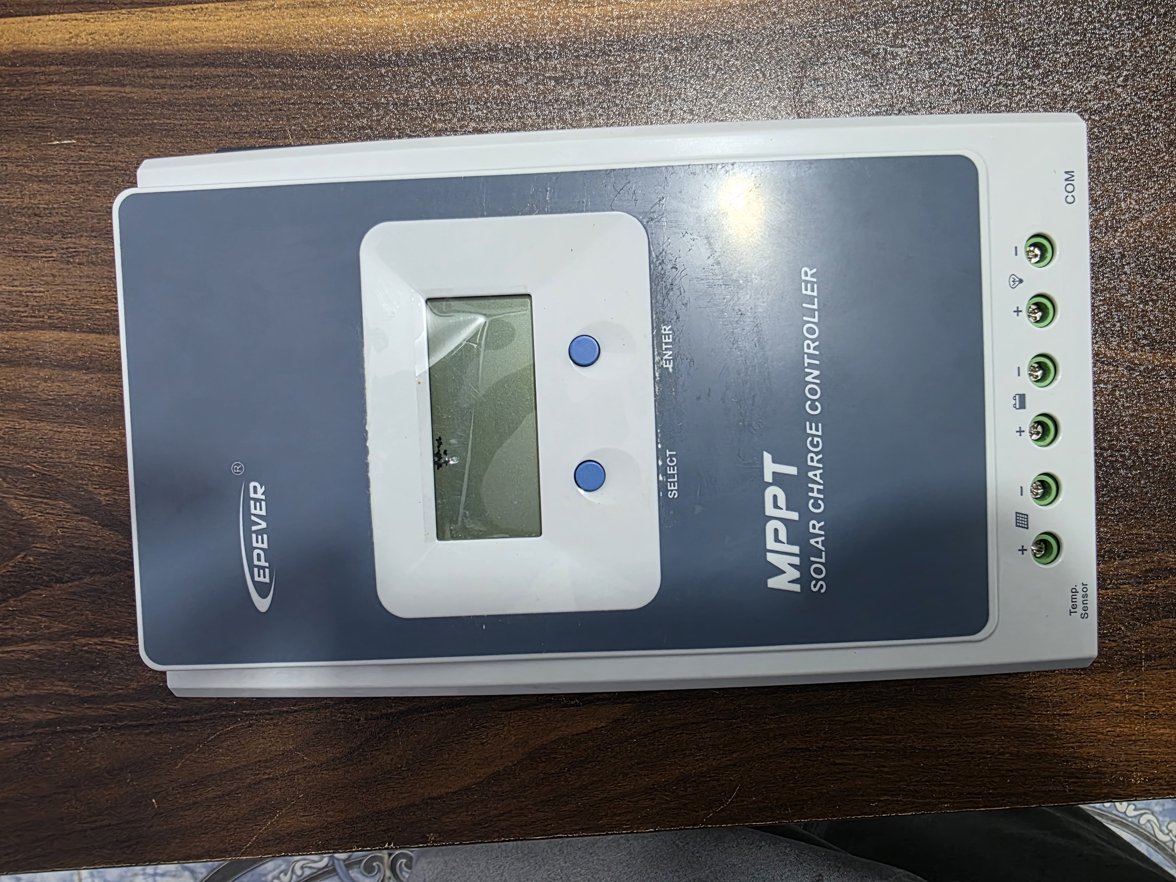 کنترل شارژ خورشیدی EPEVER Tracer 4210AN MPPT 40A | به همراه نمایشگر MT50